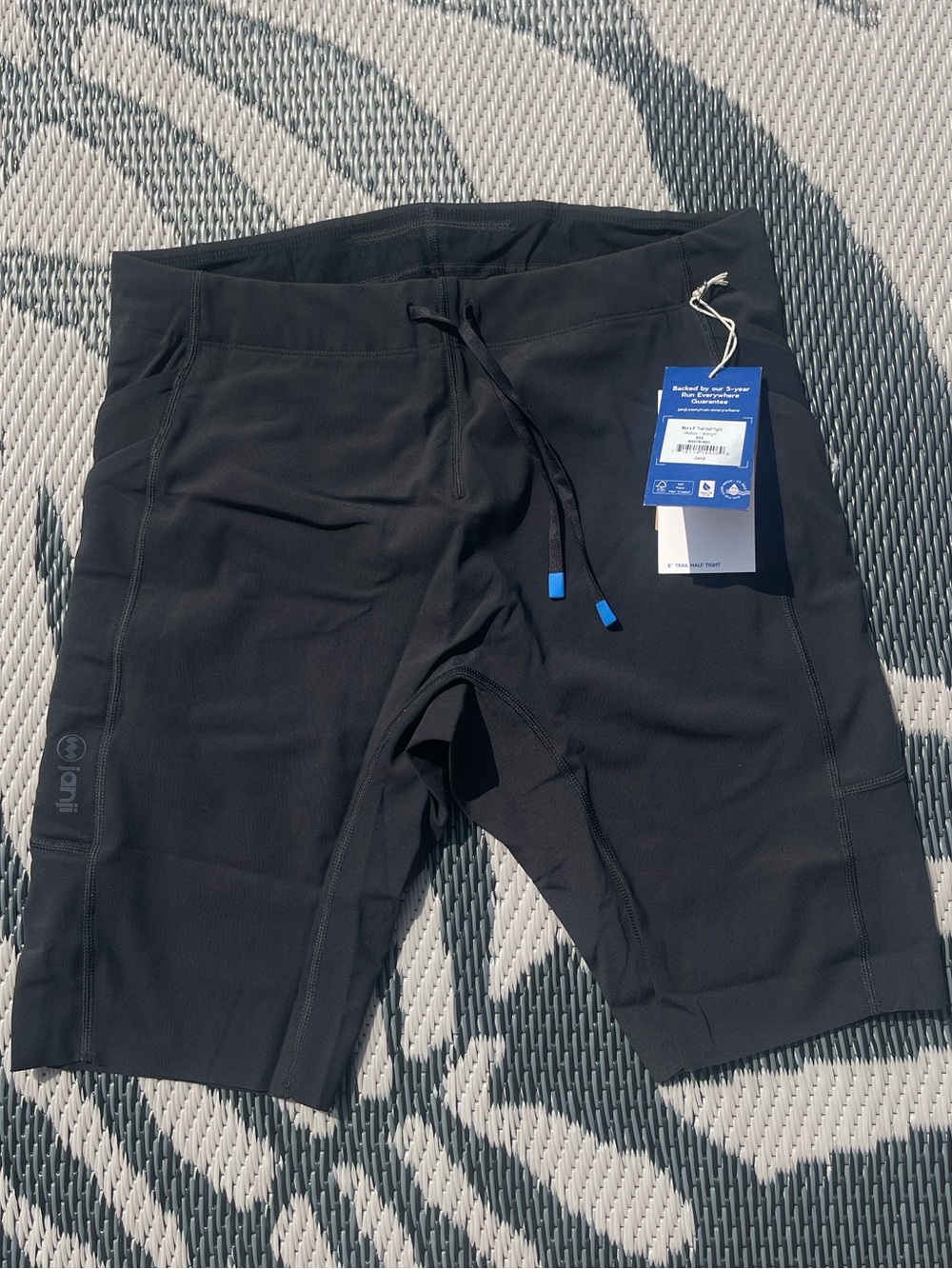 Janji Men's 8" Trail Half Tight in Midnight, Size Mediump